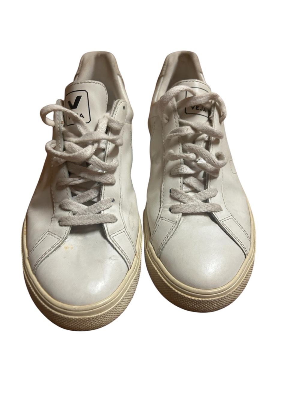 Veja White Leather Low-Top Sneakers with Cream Sole